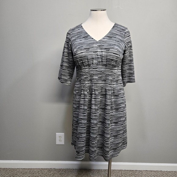London Times Dress Women Plus Size 1X Black White Stripe Pleated‎ Stretchy Warm - Picture 1 of 8